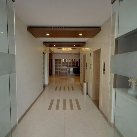 Hotel Bluestone Ghaziabad Exterior photo